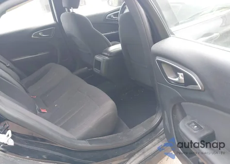 2015 Chrysler 200 Limited из США, поврежденный, VIN 1C3CCCAB8FN599543